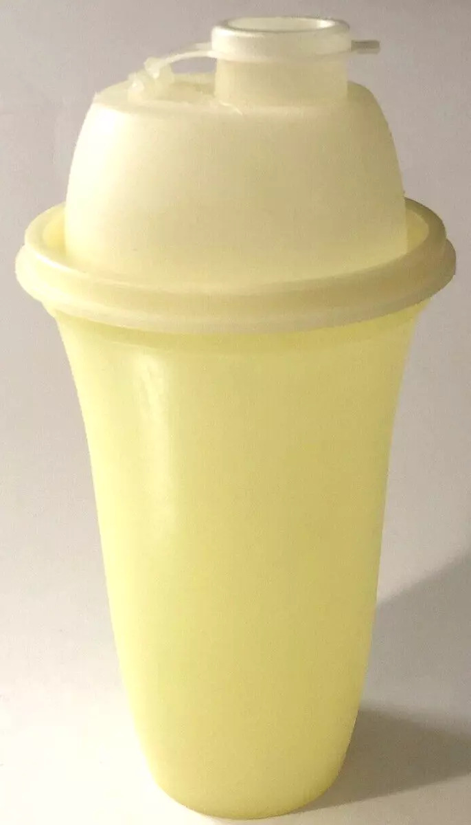 Yellow Quick Shake Shaker Mixer 16 Oz Vintage Tupperware