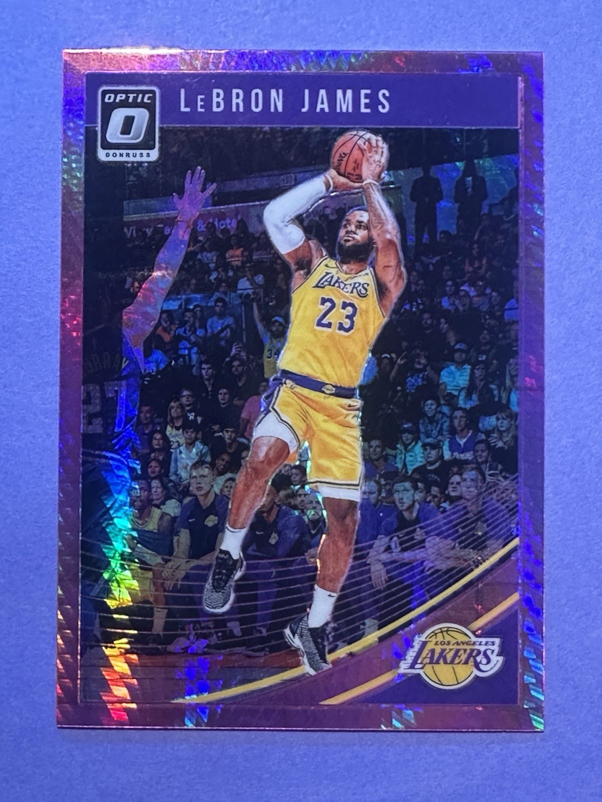 2018-19 Panini Donruss Optic Pink Hyper Prizm LeBron James #94 Lakers