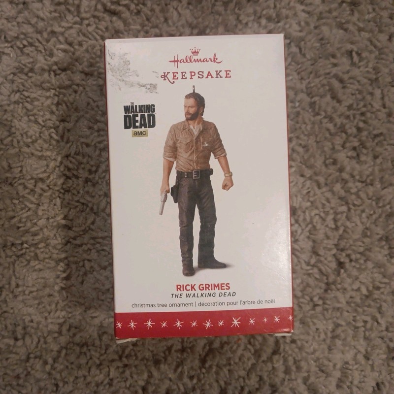 Hallmark Keepsake Rick Grimes The Walking Dead Ornament 2016