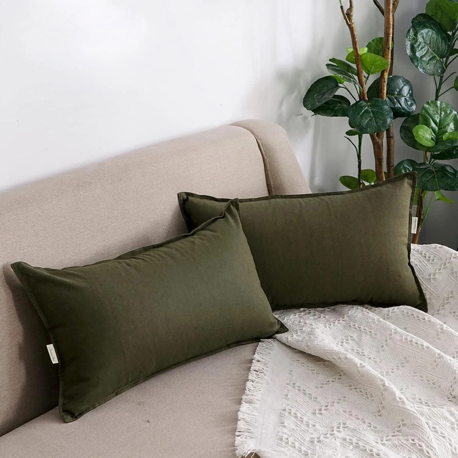 Cotton Linen Square Decorative Throw Pillow Case Cushion Cover with Twin Needles
Opens in a new wind