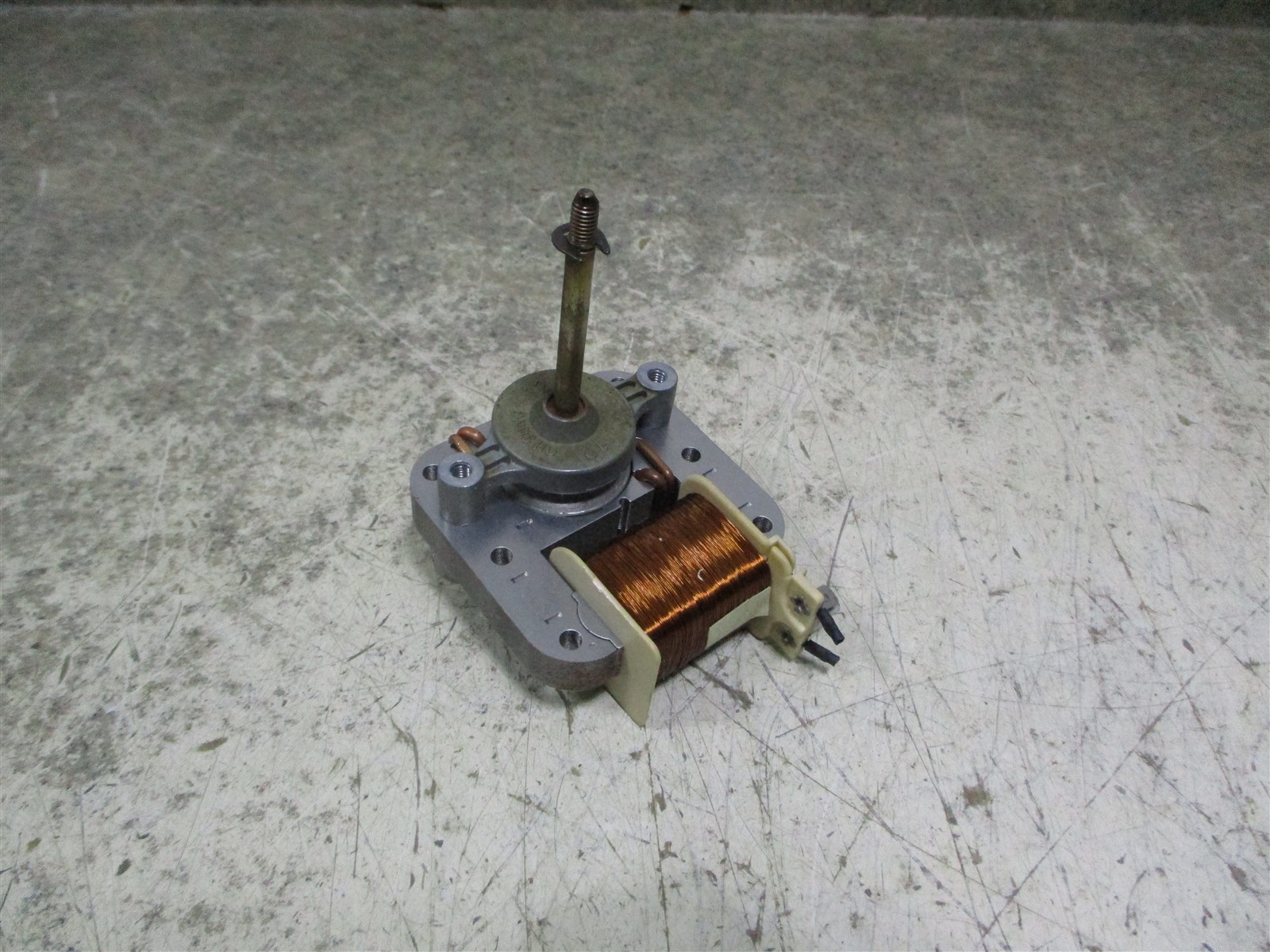 Lg Range Convection Motor Part # Eau61865305