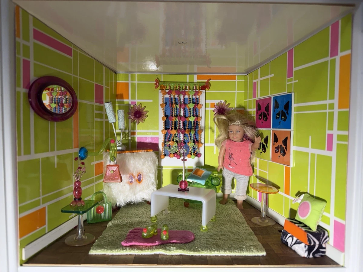 American Girl AG Minis Illuma One Of A Kind Gym Room Dollhouse