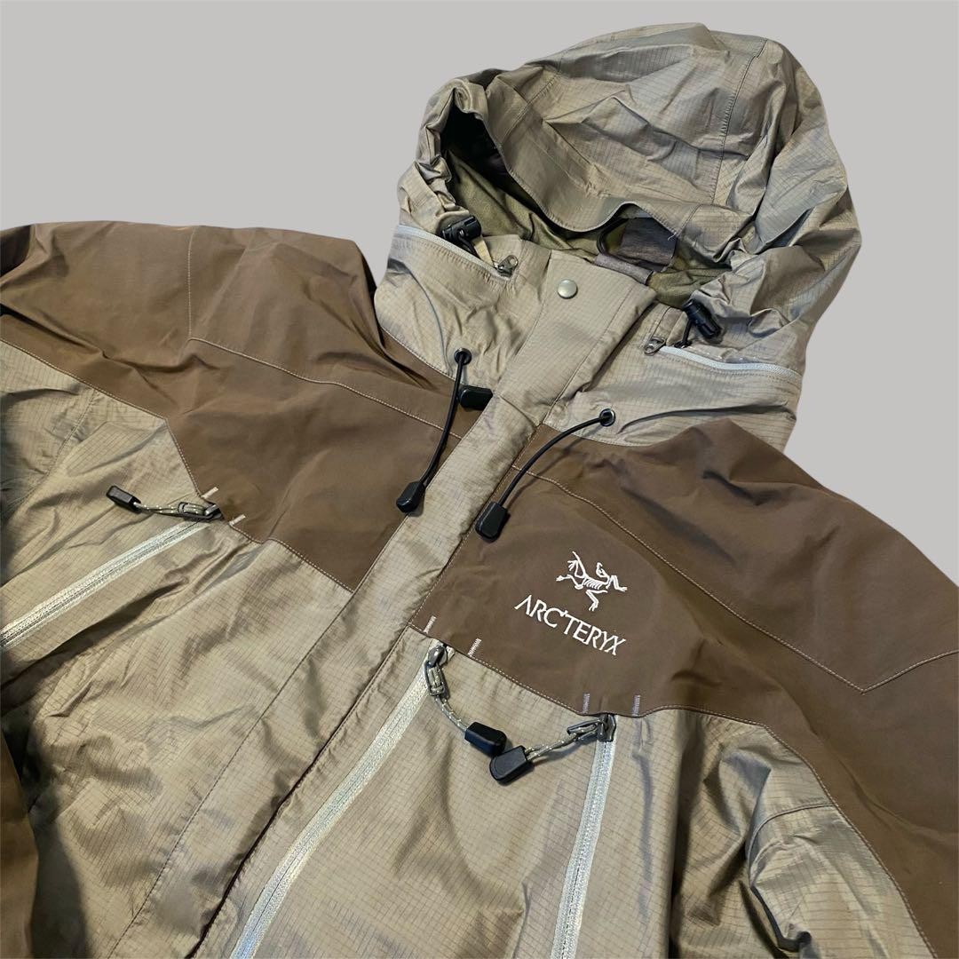 ARC'TERYX Giacca Arcteryx Theta Lt Capolavoro Fuori Stampa Ricamo Oro