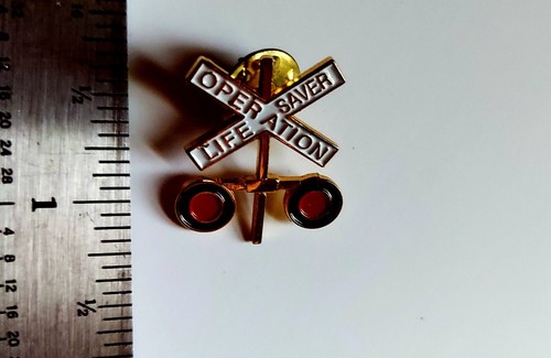 Operation Life Saver Railroad Crossing Safety Vintage Lapel Pin + Free Gift Bag - Picture 4 of 5