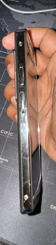 Vertu Aster P Baroque Calfskin Phone – JADE BLACK - Picture 4 of 7
