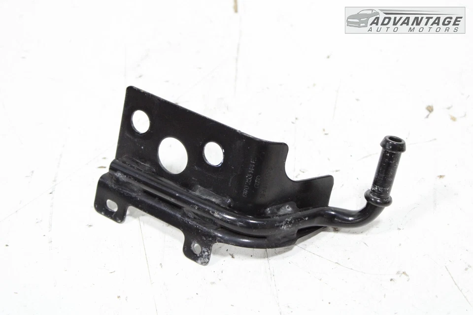 2021-2023 AUDI A5 AWD EXHAUST RESONATOR PIPE RIGHT INSULATOR HANGER BRACKET OEM - Image 3 of 4