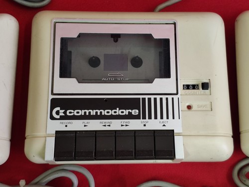 COMMODORE LOTTO REGISTRATORI CASSETTE DATASSETTE C2N C 128 64 VIC 20 NO PLUS 4 - - Afbeelding 4 van 22
