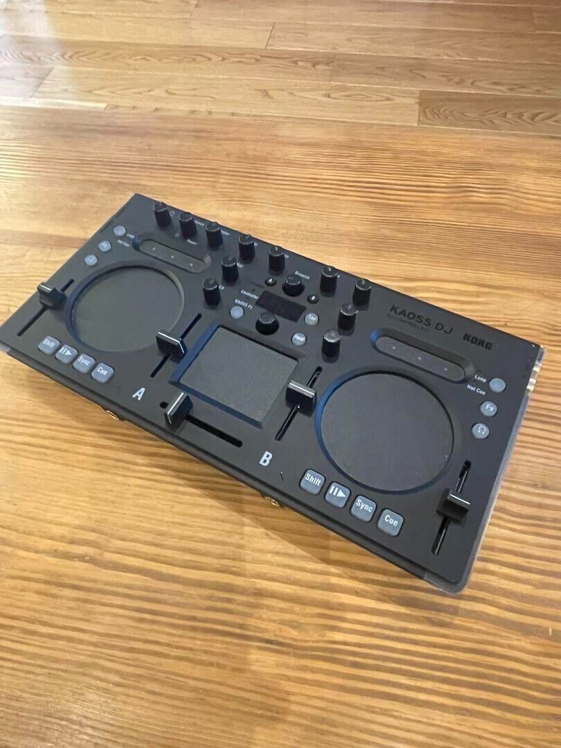 KORG Kaoss DJ DJ Controller Serato DJ LITE / DJ INTRO Kaoss Pad Black 24 Bit