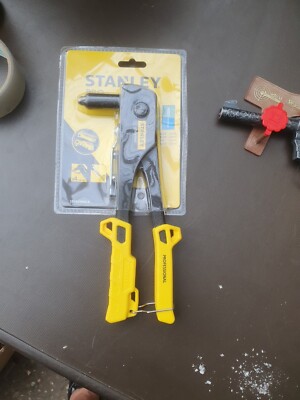 Stanley Riveter Rivet Gun Heavy Duty 2mm 3mm 4mm 5mm Rivets Yellow STA6MR100