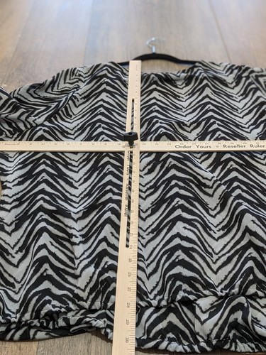 BOHO Top Womens 26 28 Black White Print 3/4 Sleeve Chevron Stripe Animal Blouse - Afbeelding 4 van 8