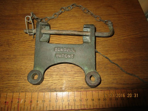 Antique / Vintage Seagull Outboard motor mount - Seagull Patent A204B mounting