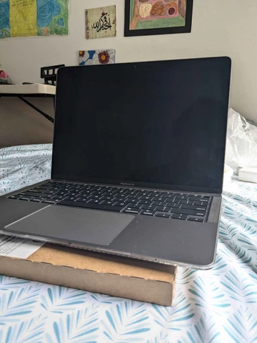 Macbook Air 13.3" M1 Chip, 8GB RAM, 2020 Brand New Macbook Air 13.3" M1 Chip