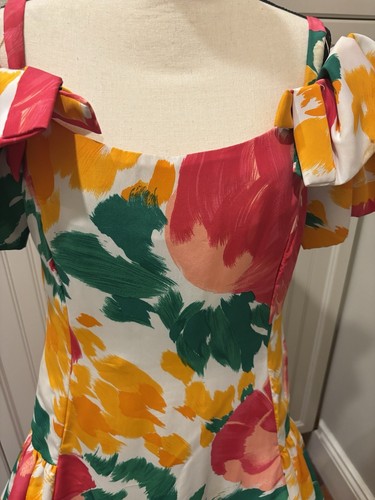 Arnold Scaasi 1980s Floral Silk Evening Gown Size 8. SHOWSTOPPER - Picture 4 of 12