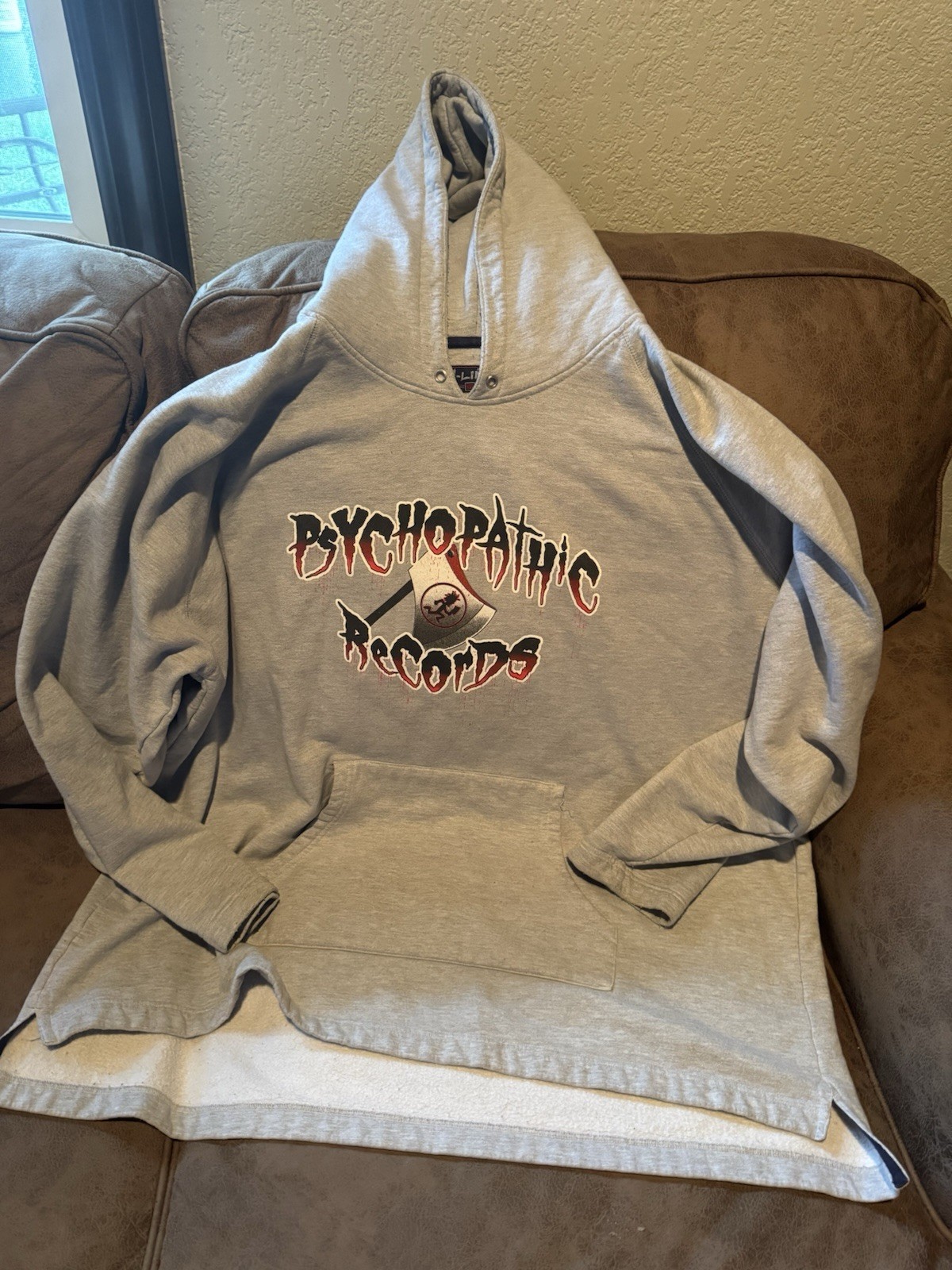Picture 1 of 8