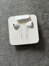 OEM Apple EarPods with Lightning Connector In Ear Canal Headset - White