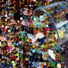 600 Pcs mixed Glass Shape Assorted Loose Spacer Beads Bulk Craft DIY Jewelry