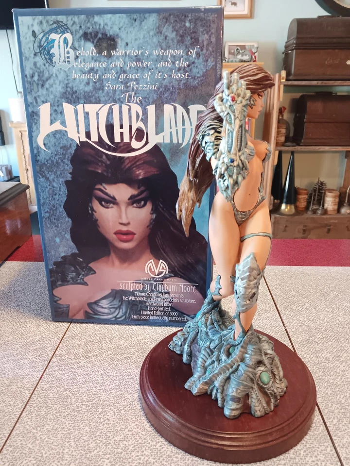 The Witchblade 11.5" ColdCast Porcelain Statue w/Base, Signed Moore Creations - Image 4 of 4