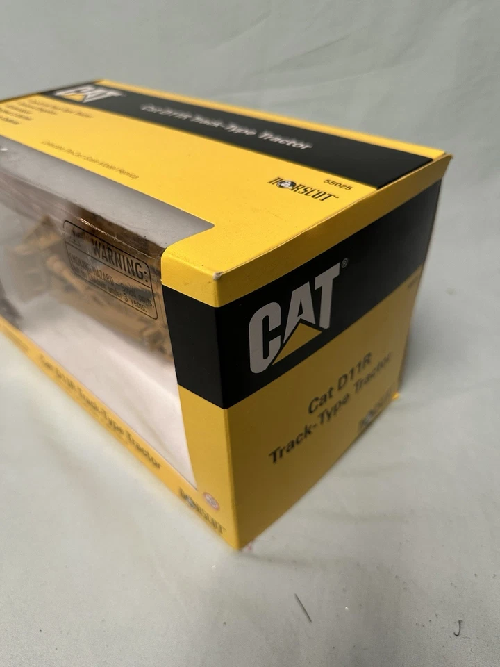 Norscot 55025 Caterpillar D11R Track-Type Tractor New w/Box 1:50 Scale Die Cast - Image 3 of 4