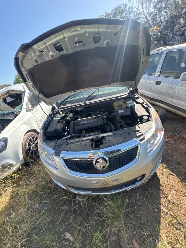 2012 Holden Cruze JH LH Inner Door Handle Passenger Front #B817 - image 2 of 4