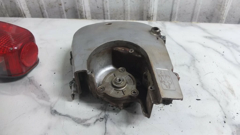 Крышка шкива передней звездочки 78 Suzuki GS750 GS 750 E - Изображение 3 из 4