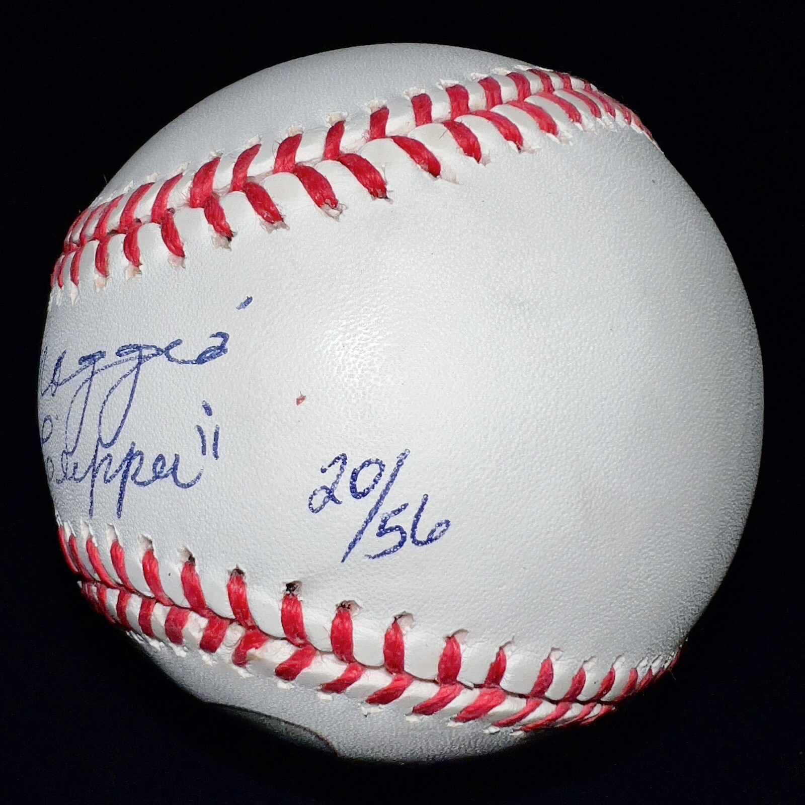 Joe DiMaggio Yankee Clipper Signed Baseball PSA/DNA Graded GEM MINT 10