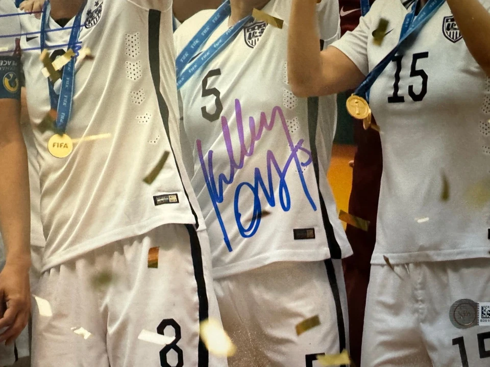 Team USA 2015 World Cup 16x20 Photo Signed by 4-Rampon O'Hara Johnston Lloyd COA - Image 4 of 4