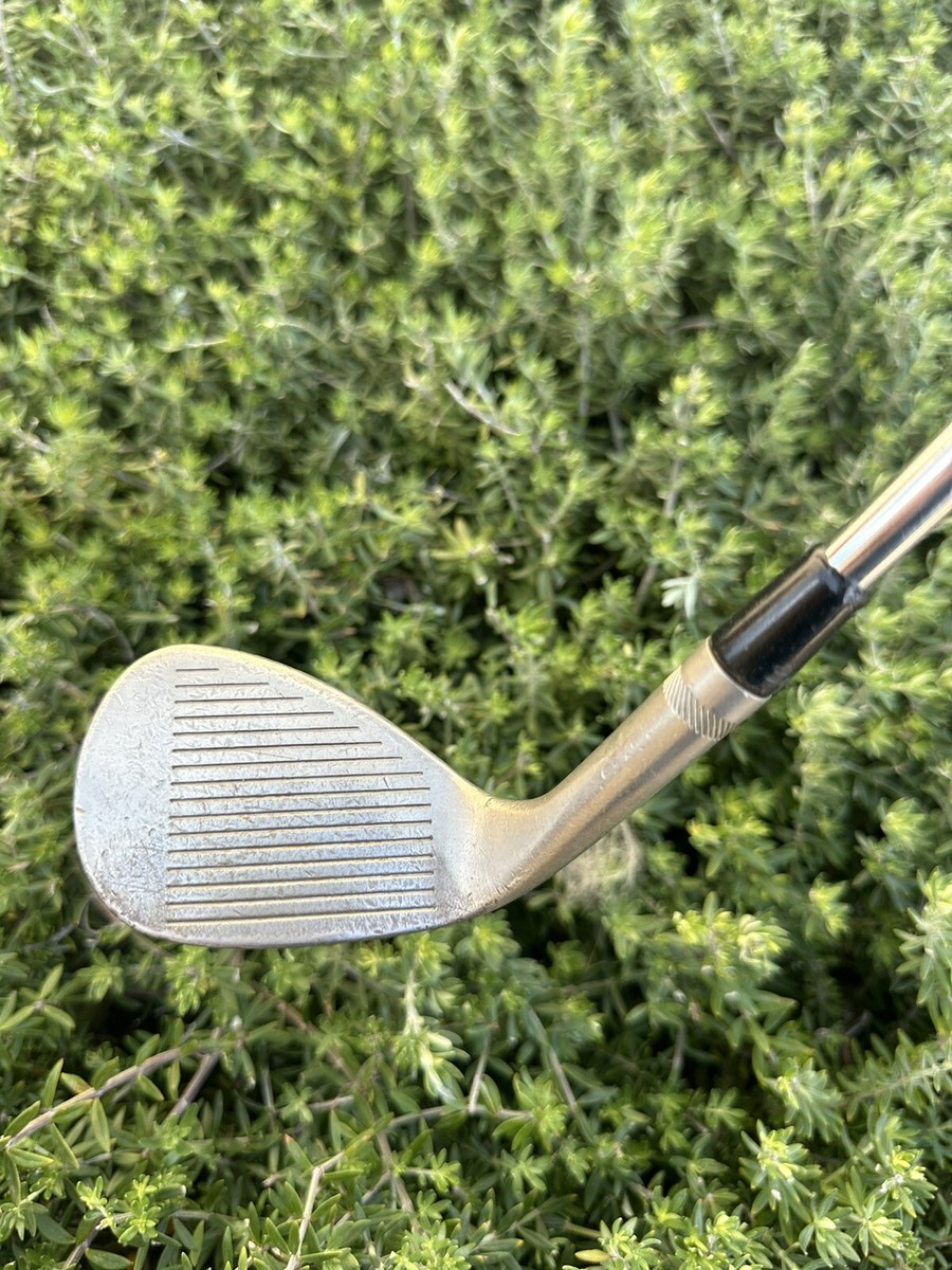 Titleist Vokey 260-08 .. 60* Lob Wedge.. Dynamic Gold Steel..35