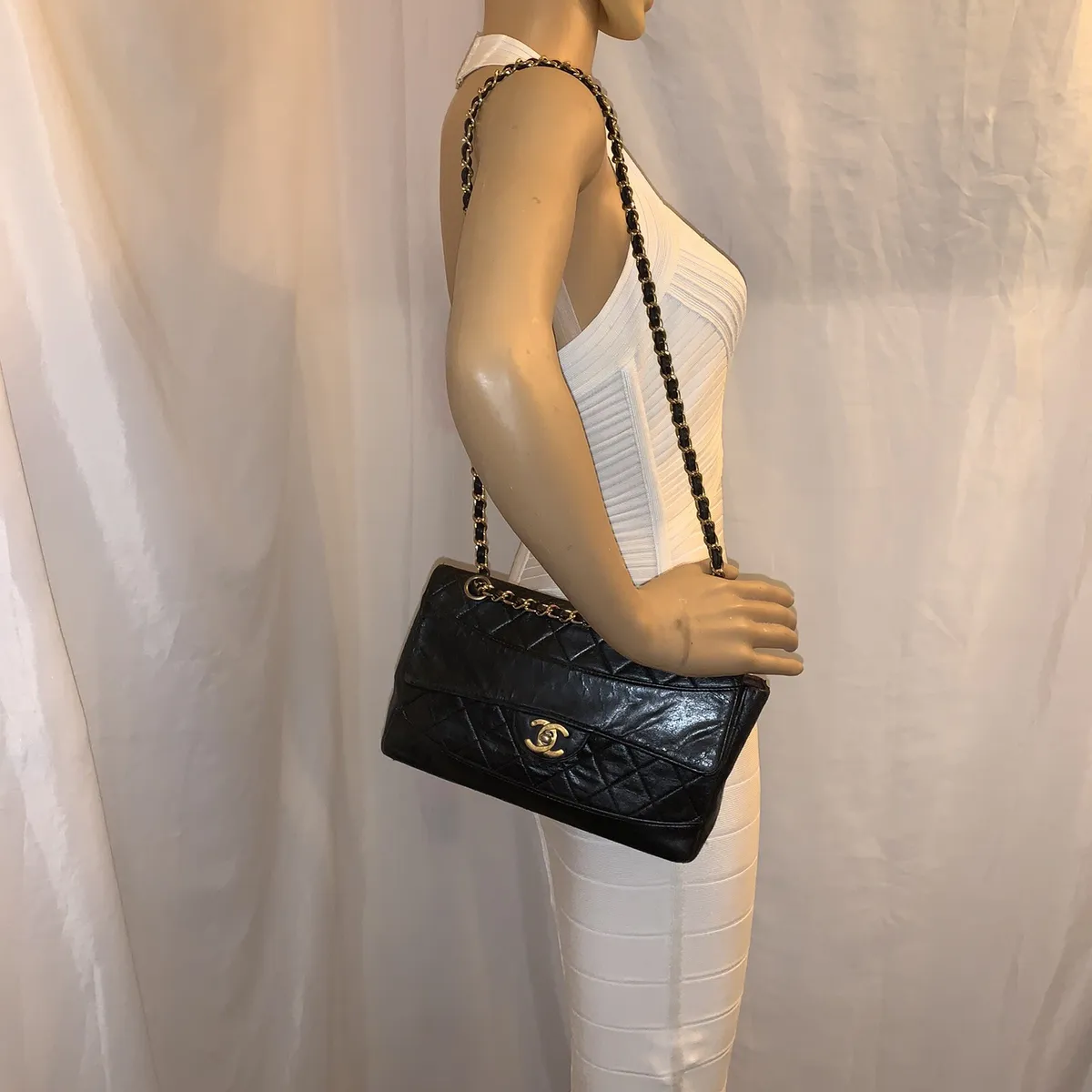 Chanel 1989 Vintage Classic Curved Flap Bag Black 24k GHW – Boutique Patina