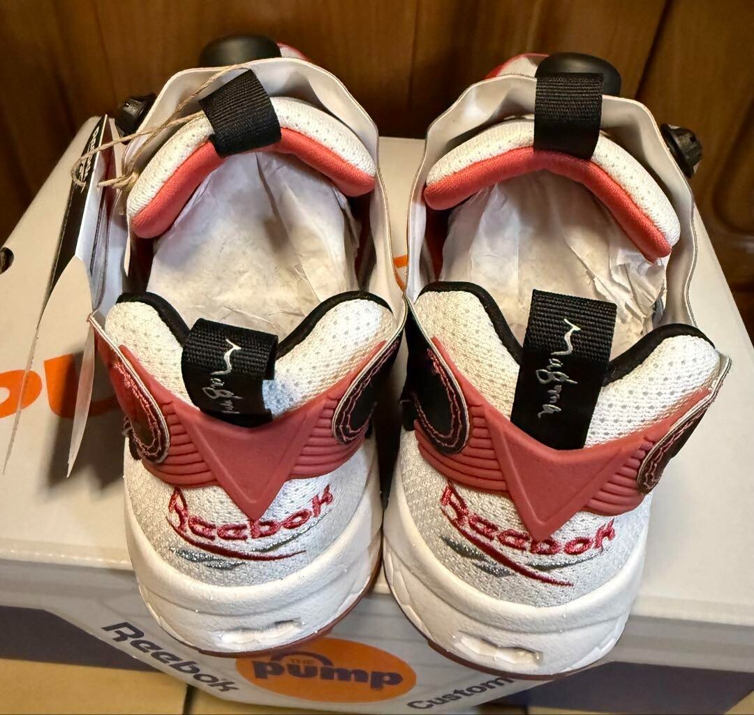 B'z PARTY Limited] Koshi Inaba Instapump Fury 24cm talent goods