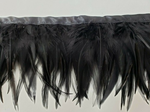 HERMOSO SILLÍN PARA POLLA 6+ YARDAS PLUMA NEGRA COSIDA EN RIBETE FLECOS TELAS DE TODO EL MUNDO - Imagen 6 de 7