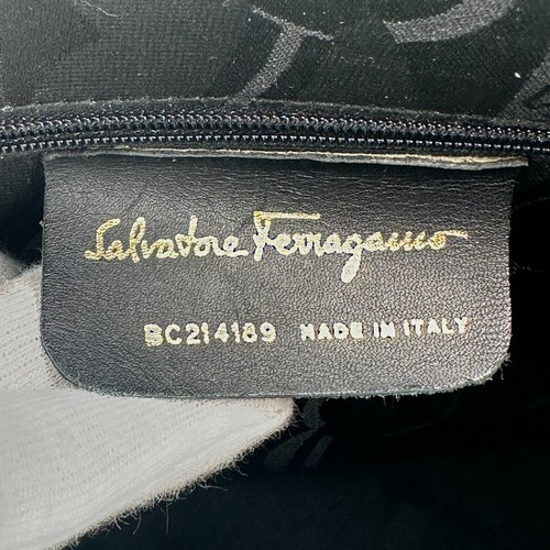 Salvatore Ferragamo Shoulder Bag Tote Bag Double Gancini Leather Black Authentic - Picture 18 of 24