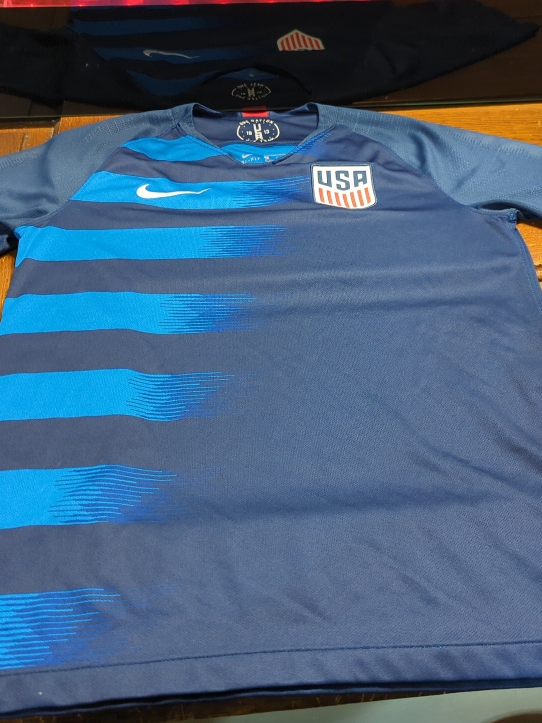 Nike USA National Team 2018 Soccer Men Jersey 893901-410 - Small
