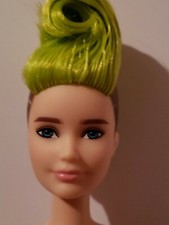 NEW BARBIE 2019 Fashionistas NUDE Doll PETITE ,GREEN HAIR SHAVED SIDE. In Stock