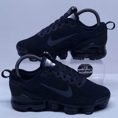 Nike Air Max VaporMax - UK Größe 4 - Turnschuhe Triple Black Flyknit Jungen / Mädchen