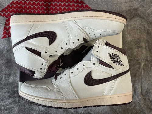JORDAN 1 Retro High OG “A Ma Maniere” Size 11.5