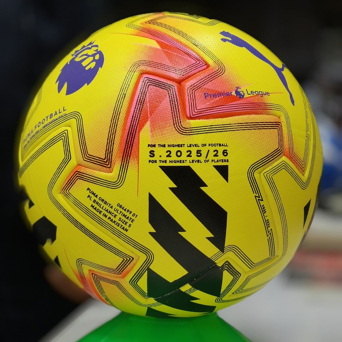 Puma Premier League Lights Orbita Pro FIFA Quality Pro Match Ball