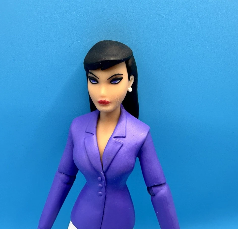 "Figura de acción Lois Lane de 6"" de Superman de la serie animada de DC Collectibles" Foto 2 de 3