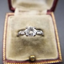 Simple Elegant Solitaire Cubic Zirconia Vintage Ring Silver Plated Delicate Band