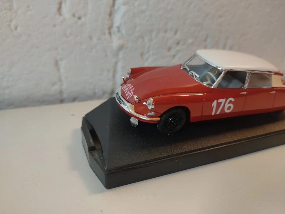 Citroen DS 19 Winner Monte Carlo 59 - 1/43 Vitesse Cod. L008 Limited Edition - Immagine 4 di 4