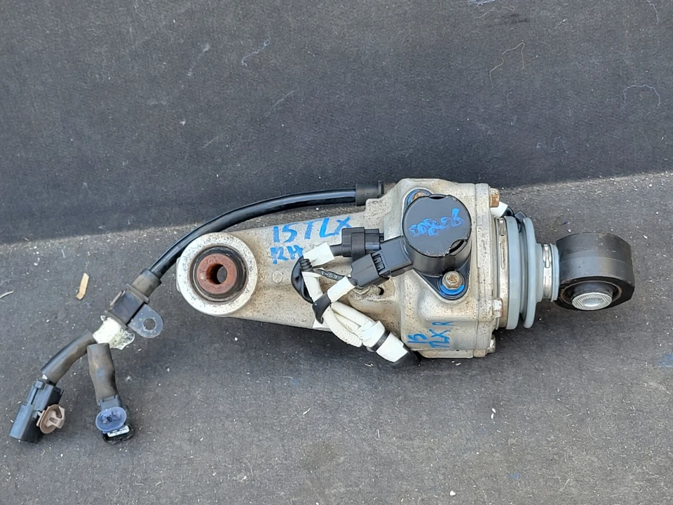 Acura TLX 2015-2020 suspensión trasera brazo de control inferior actuador RTC tracción delantera derecha OEM Foto 4 de 4