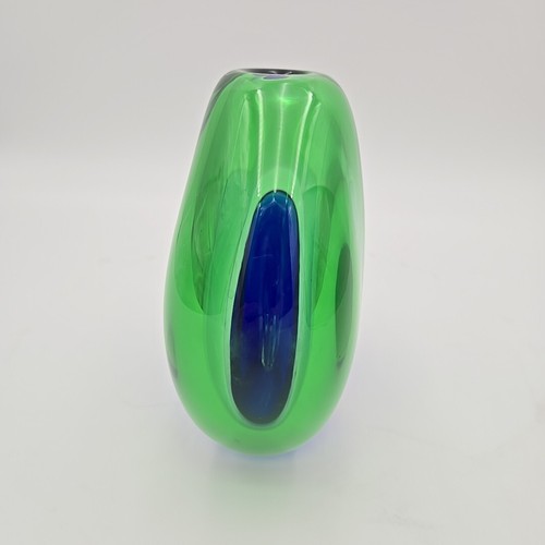 MCM Vintage Beranek Cobalt Blue and Green Art Glass Vase Czech Sommerso - Picture 10 of 11