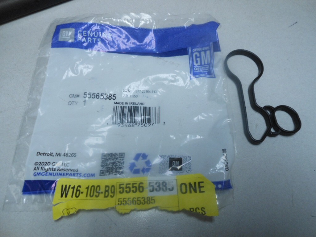 2015-2021 Chevrolet Trax NOS GM Engine Oil Cooler Housing Seal