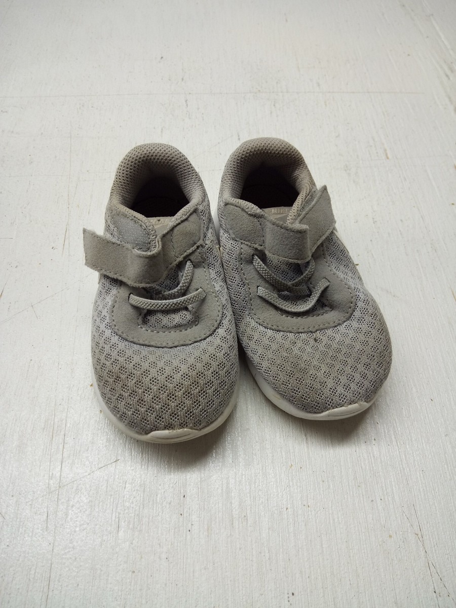 baby nike tanjun shoes