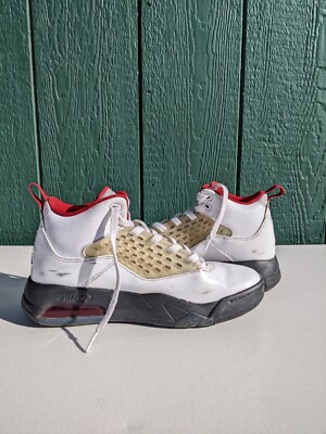 Jordan Maxin 200 Fire Red Men’s Size 9 White Red s-l400.jpg main image 3