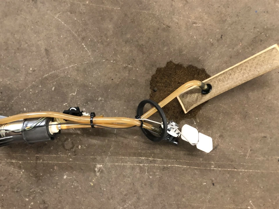 Polaris Rush Pro R 800 Switchback 600 13 14 2013 2014 OEM bomba de combustible emisor Foto 2 de 4