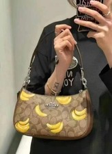 NWT COACH Teri Shoulder Bag Signature Canvas Leather With Banana Print CR289