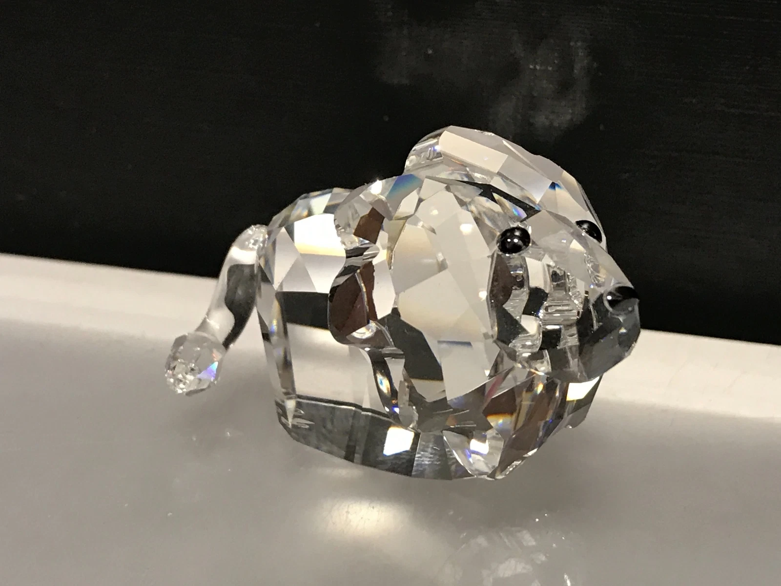 Figurine Swarovski lion Lee Roy 5,5 cm. Excellent état.