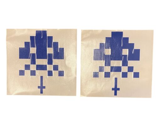 BLIK Brand Invader Video Game Style Wall Sticker Decals Red Blue Green Pink 13" - Picture 7 of 12