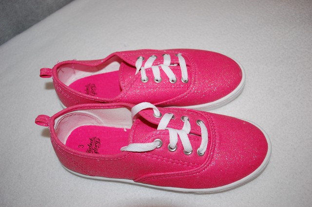 tennis shoes with sparkles