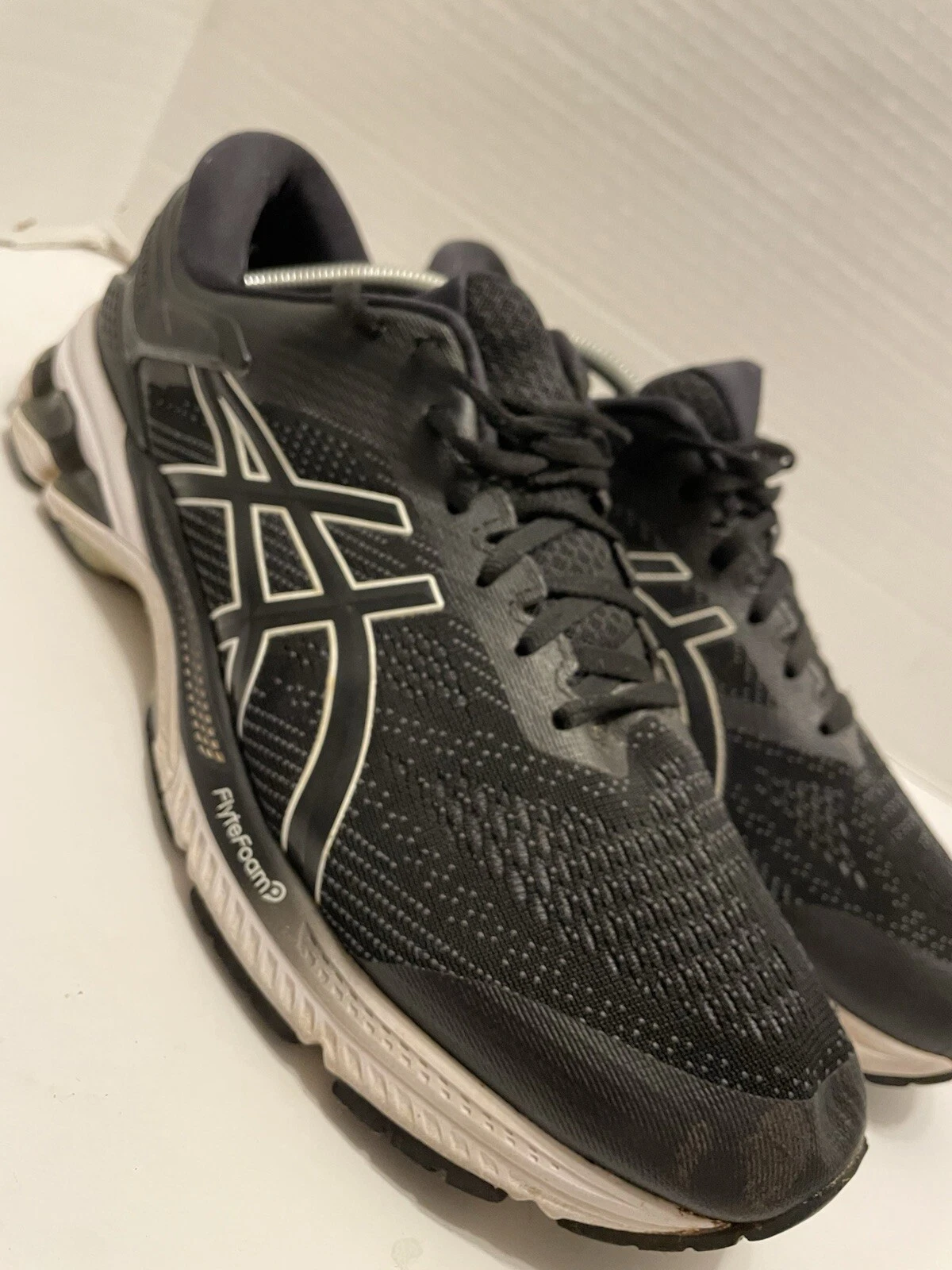 Scarpe da corsa Asics Gel Kayano 26 uomo taglia 12 larghe nero bianco